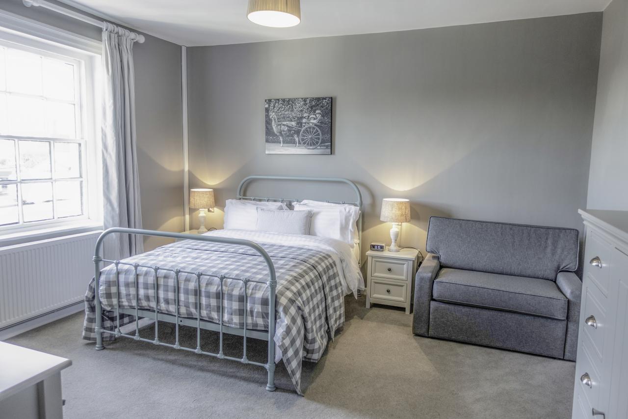 Bed and Breakfast The Saracens Head Stafford Exteriér fotografie