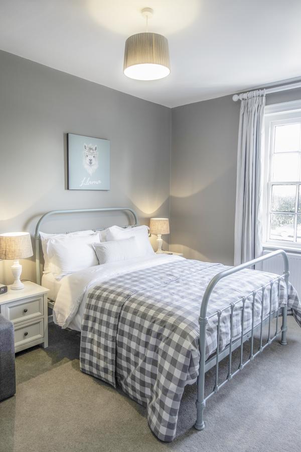 Bed and Breakfast The Saracens Head Stafford Exteriér fotografie